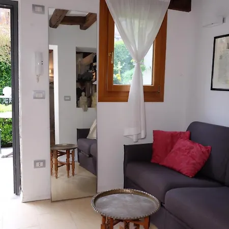Apartment Flowery *