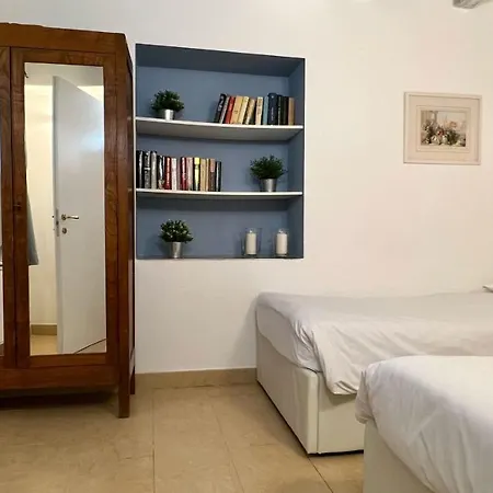 Apartment Flowery *