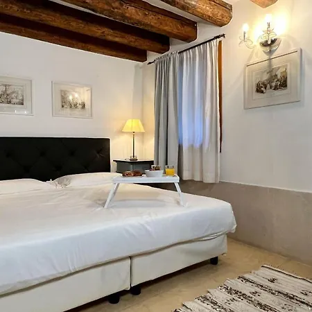 Flowery Apartment
